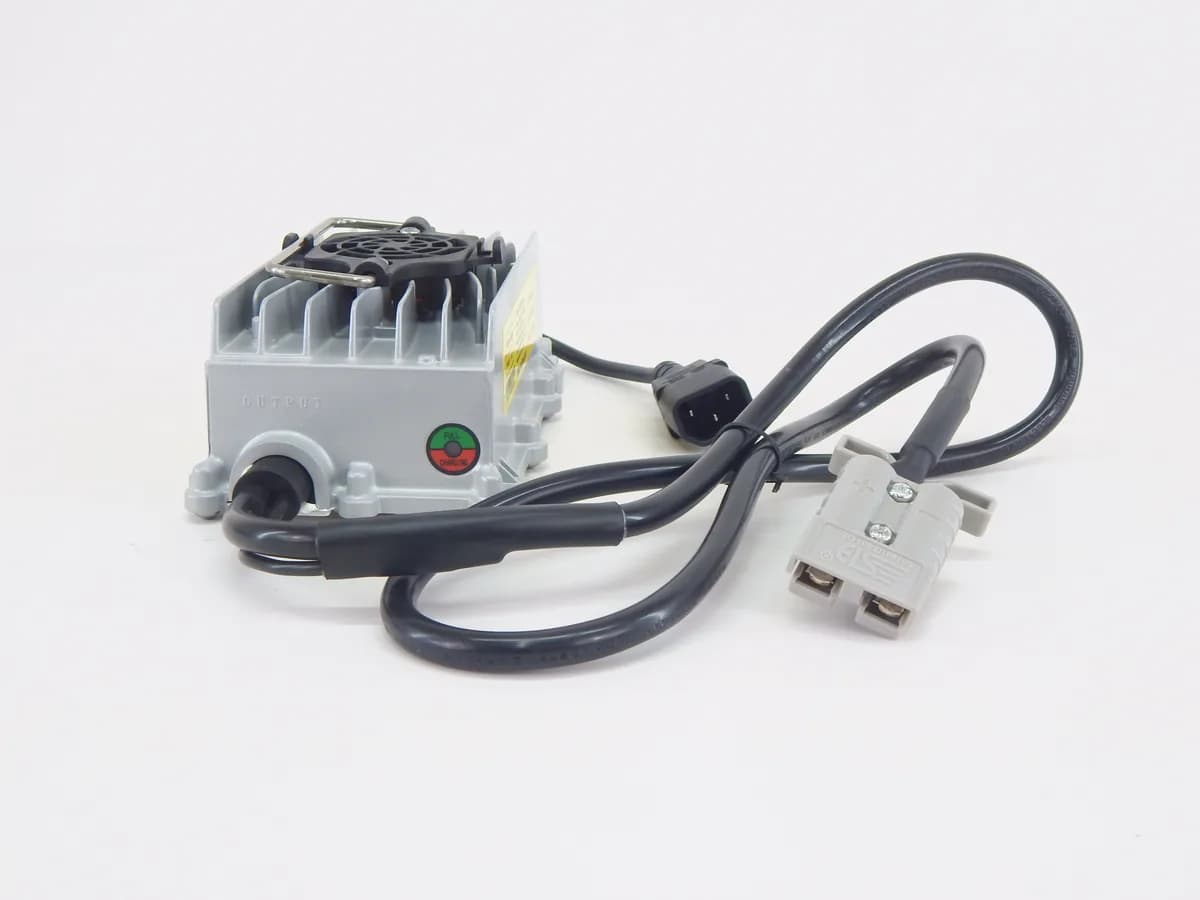 Зарядное устройство для штабелёров DYC/PEMS 12V/15A (Charger) — фото 4